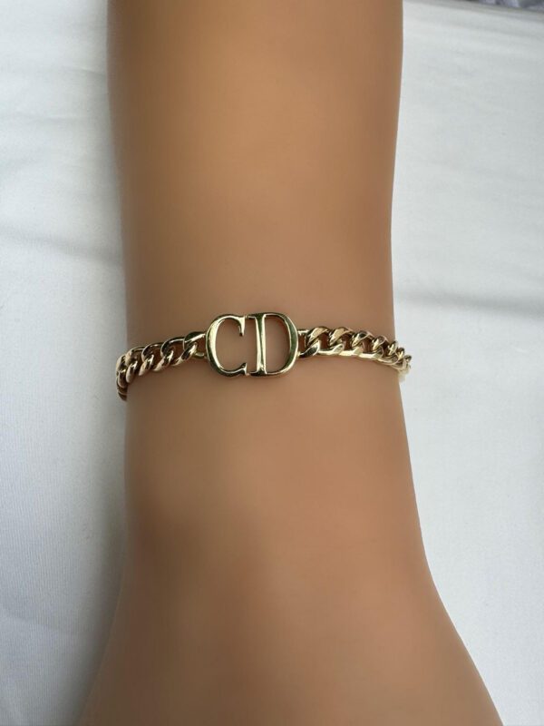 Inspired 18k gold bracelet
