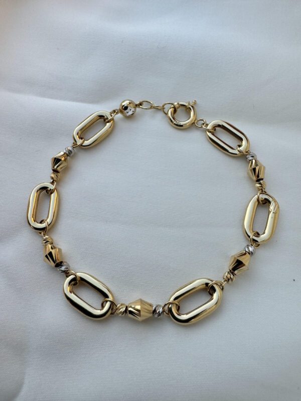 beautiful 18 karat pure gold bracelet