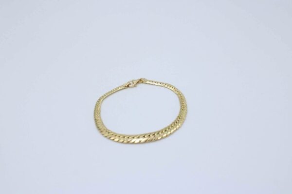 18k gold cobra mesh necklace and bracelet set18k gold cobra mesh necklace and bracelet set