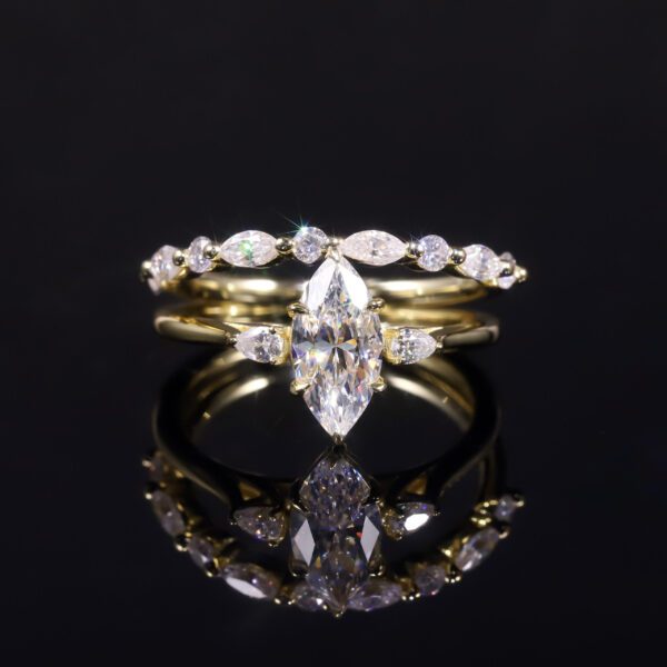 Marquise-band-engagement-ring
