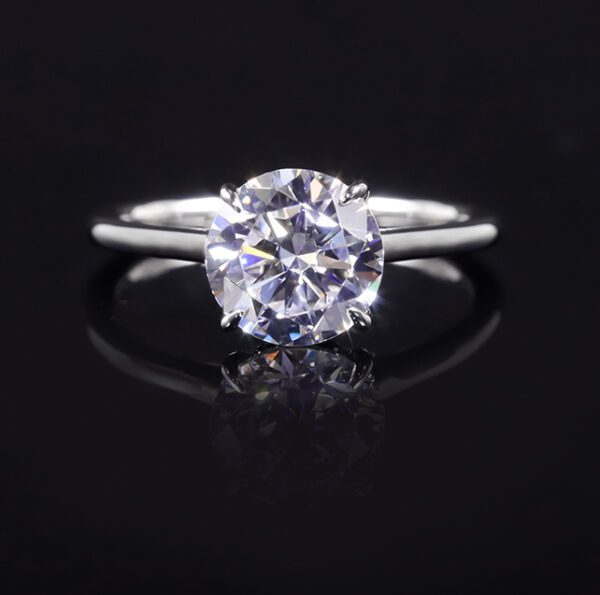 Round Solitaire Ring with Hidden Halo in 925 silver