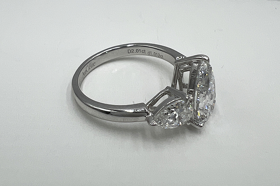 Trilogy-Pear-Lab-Diamond-Engagement-Ring-012