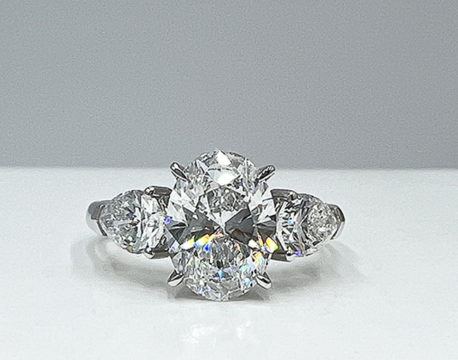 oval-trilogy-lab-diamond-ring-01 Oval Trilogy Lab Diamond Ring