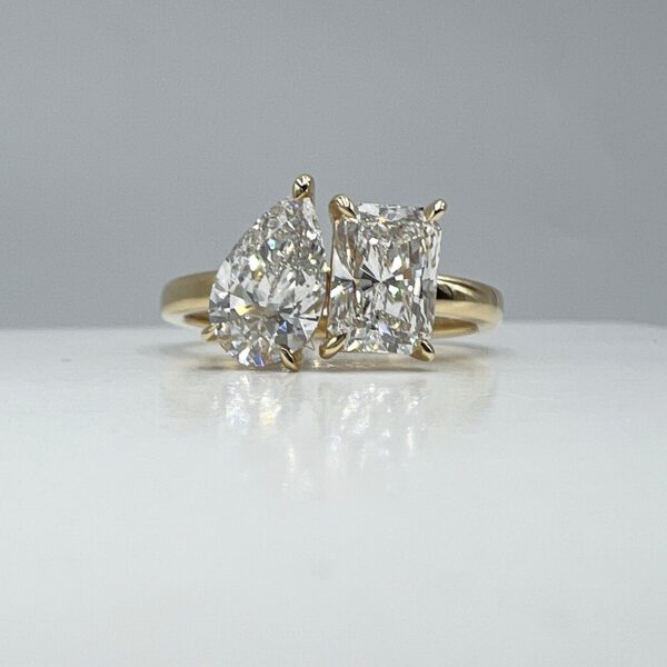 Toi et Moi lab diamond