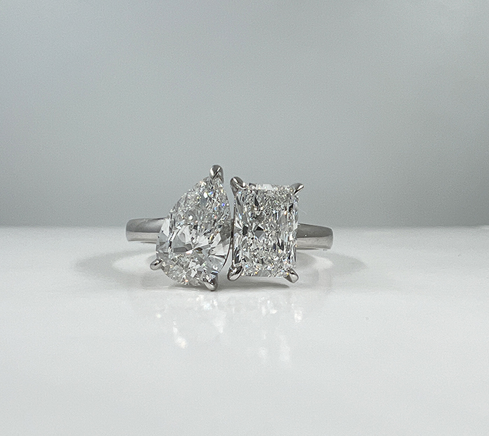 lab-diamond-toi-et-moi-ring-radiant-pear-01