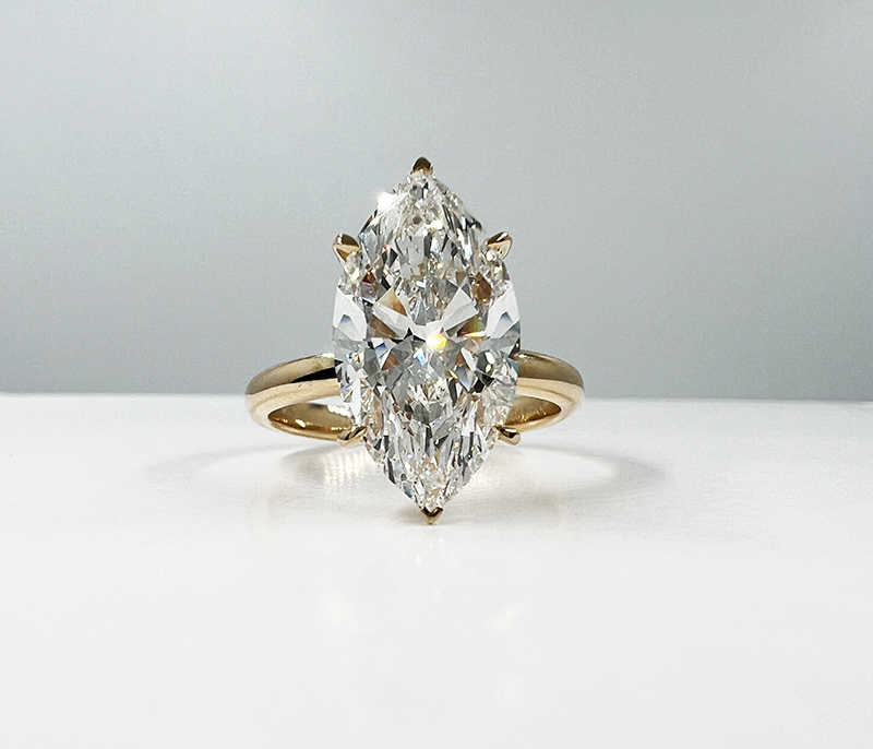marquise-engagement-ring-gold-01