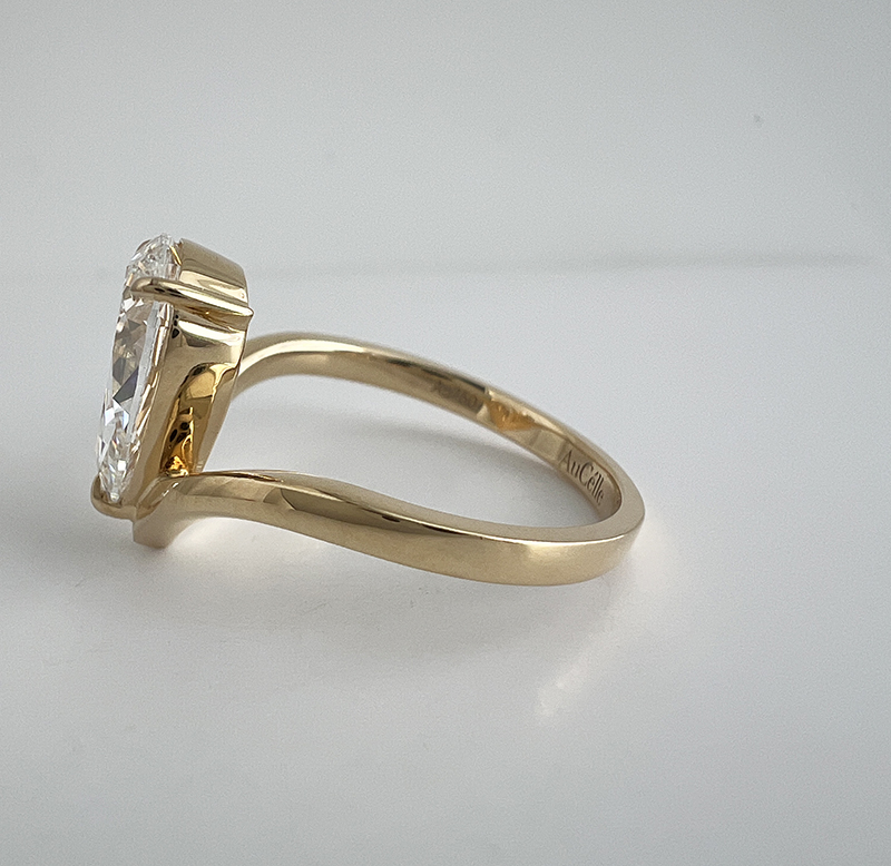 v-band-diamond-engagement-ring-08