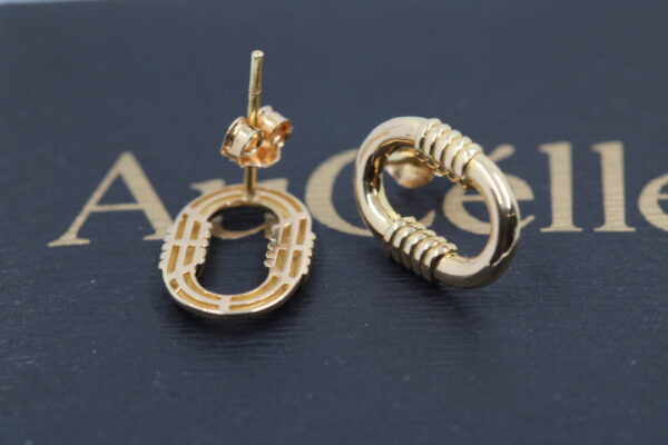 18-karat-open-oval-stud-earrings