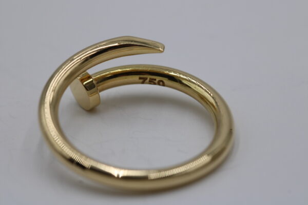 nail-ring-18k-gold