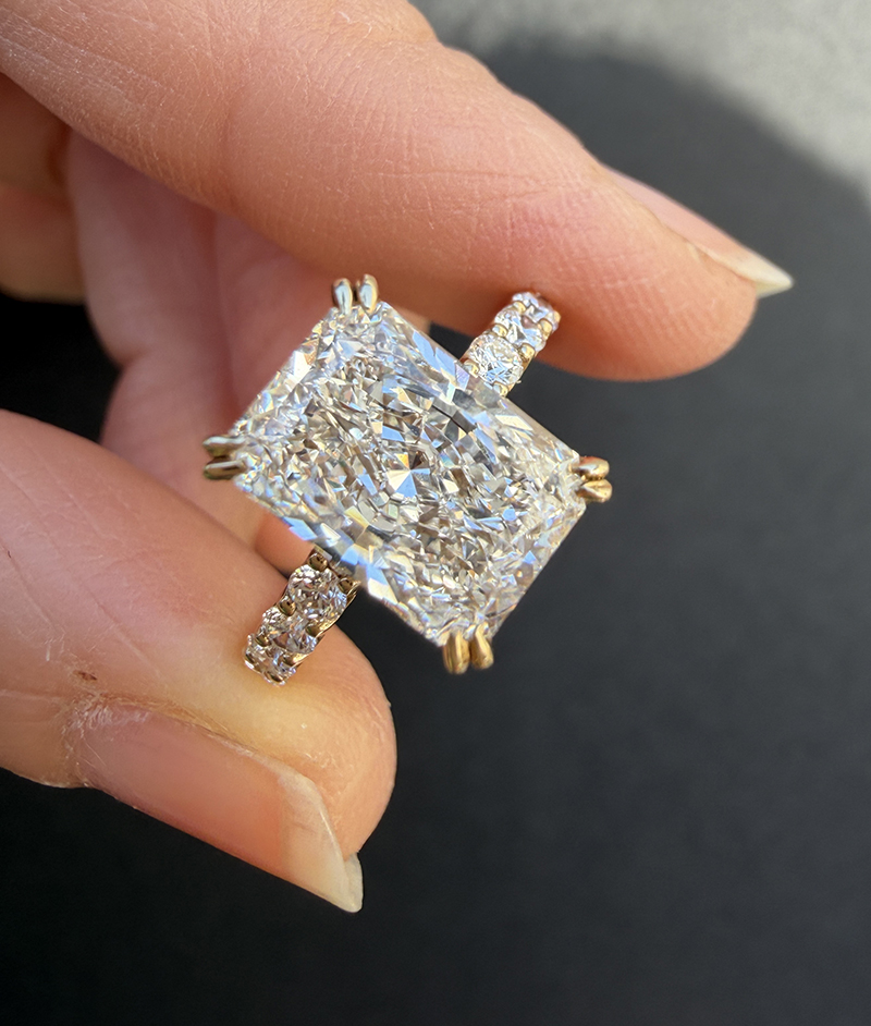 3-carat-radiant-engagement-ring-0 3.03 ct Radiant Cut Lab Grown Diamond Halo Engagement Ring in 18K Gold