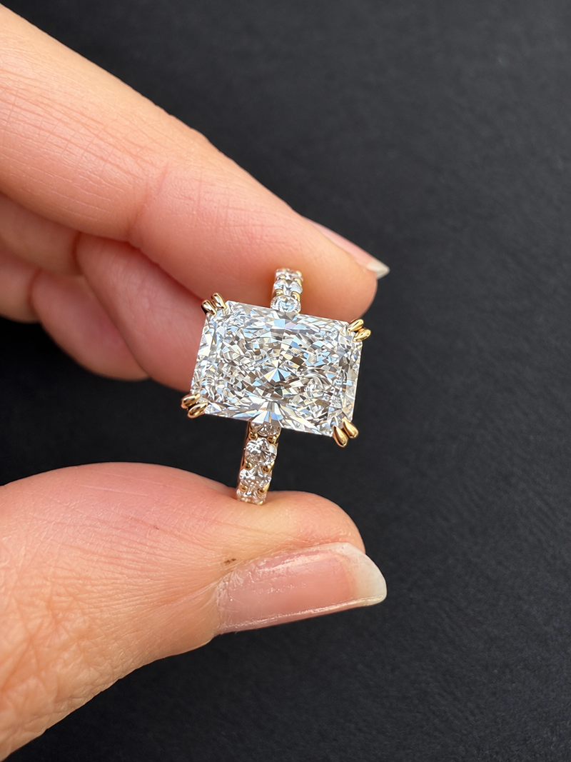 3-carat-radiant-engagement-ring-04 3-carat-radiant-engagement-ring