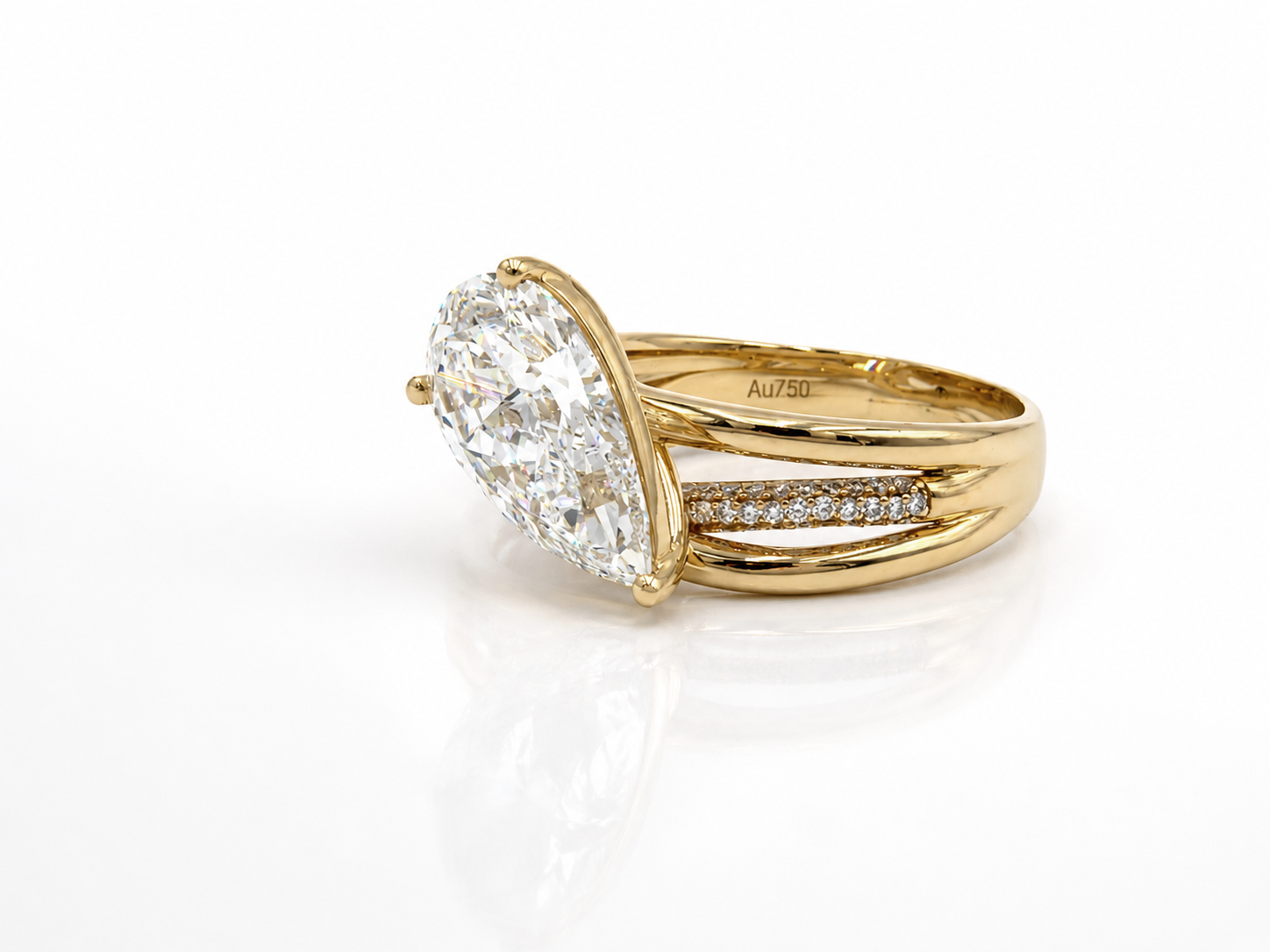 five-carat-pear-diamond-ring-05