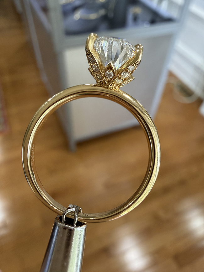 pear-lab-diamond-engagement-ring-03