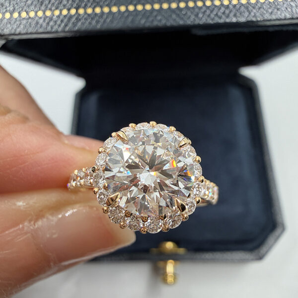 round-lab-diamond-cathedral-ring