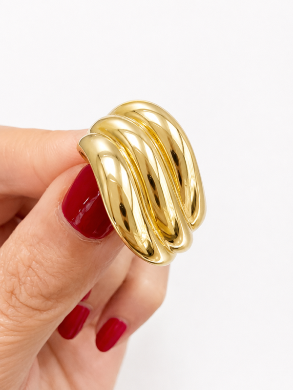 18k-gold-wave-ring