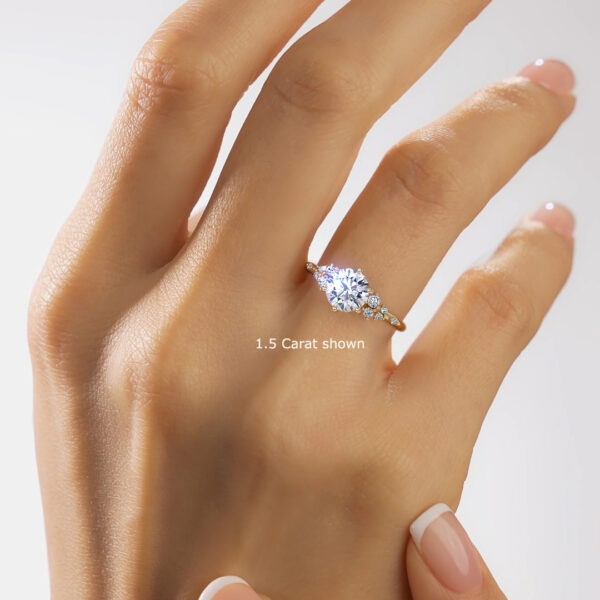 lab-diamond-Round-ring-with-side-stones