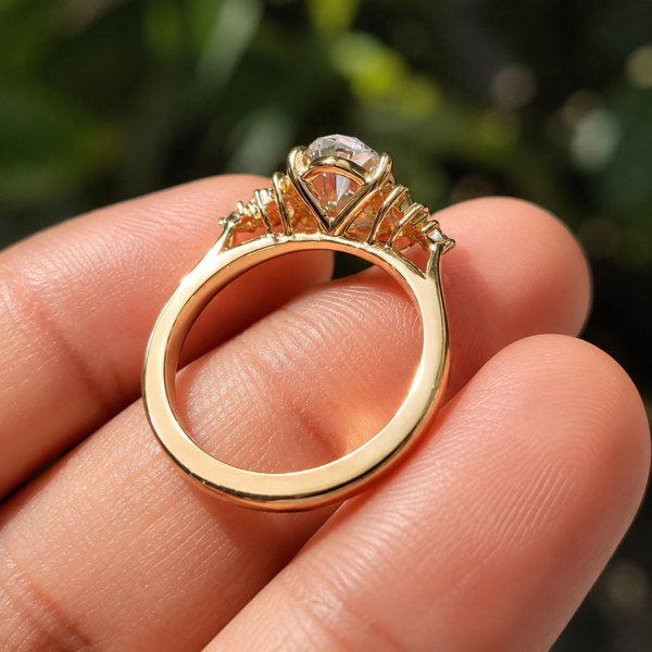 oval-lab-diamond-ring-side-stones