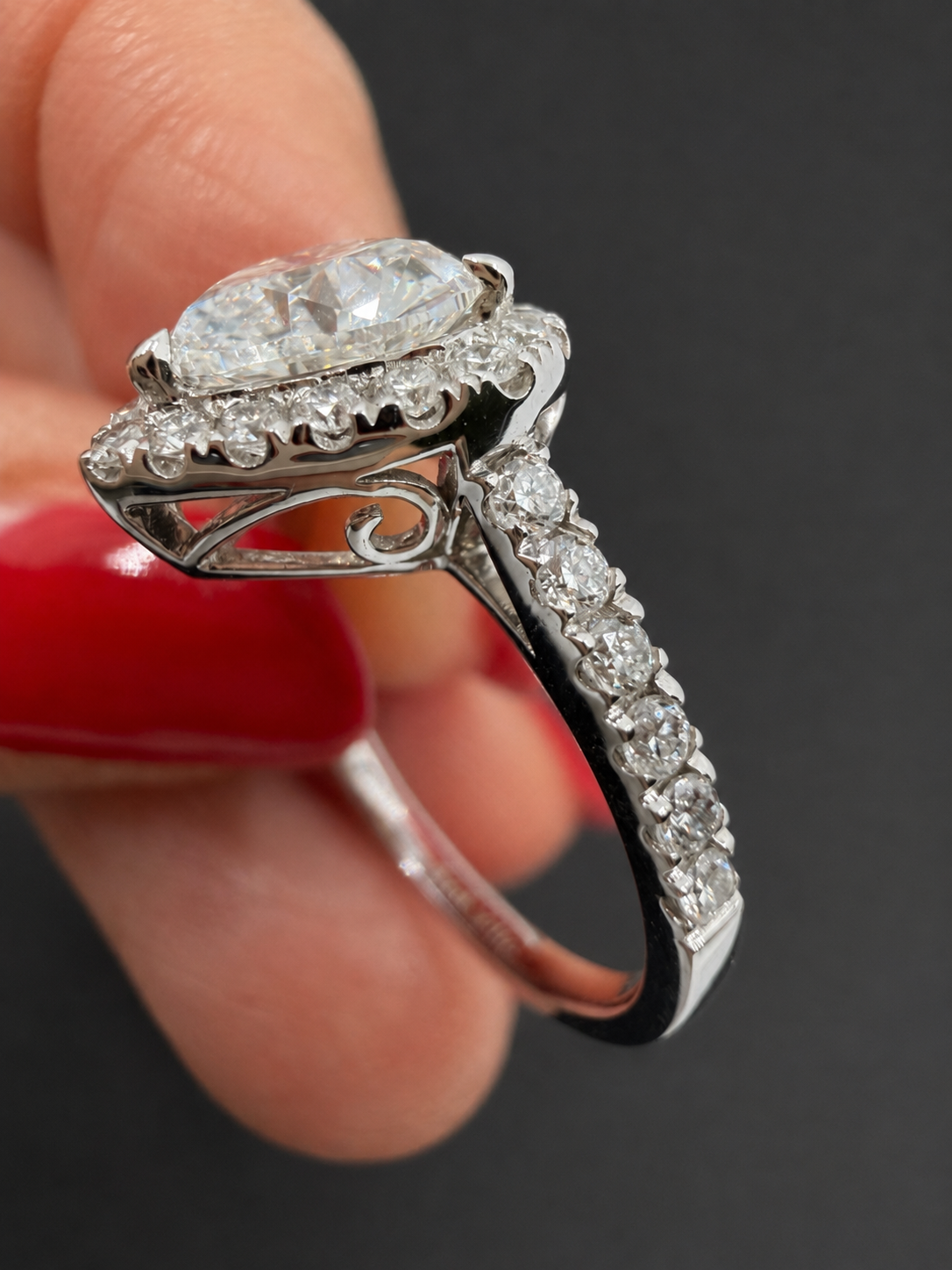 1.51-CT-Heart-Diamond-Halo-Ring-02