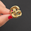 18-karat-gold-wave-ring