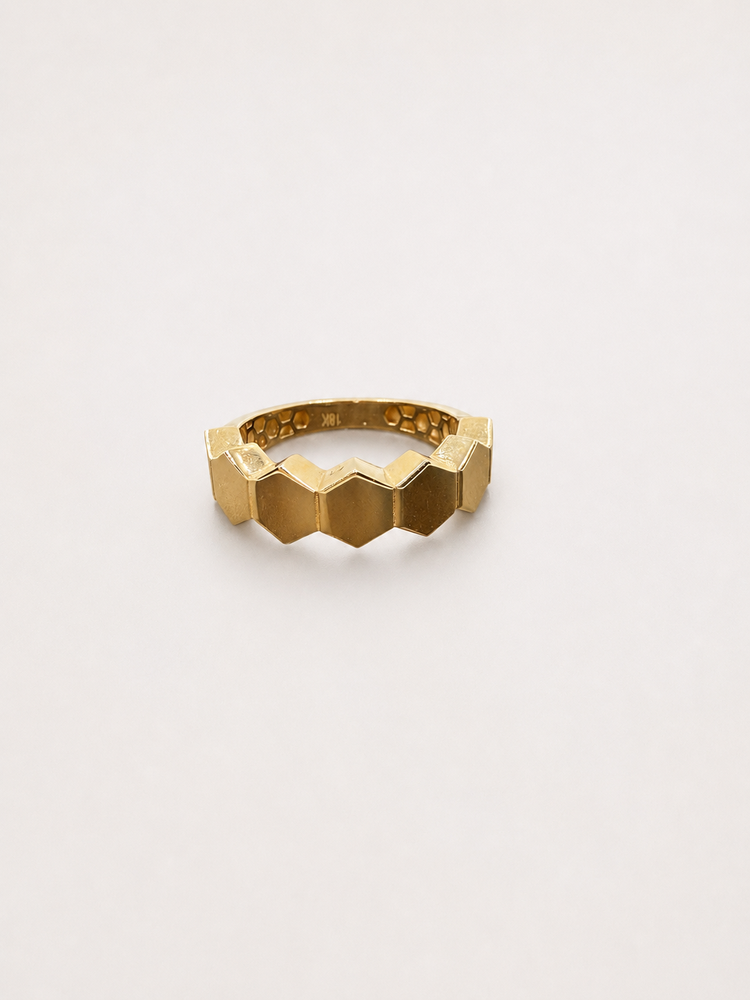18k-gold-honeycomb-ring-04