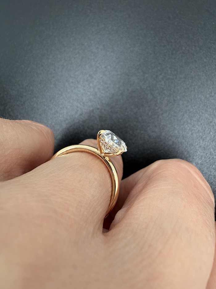 3-carat-oval-lab-diamond-solitaire-ring-with-hidden-halo-012