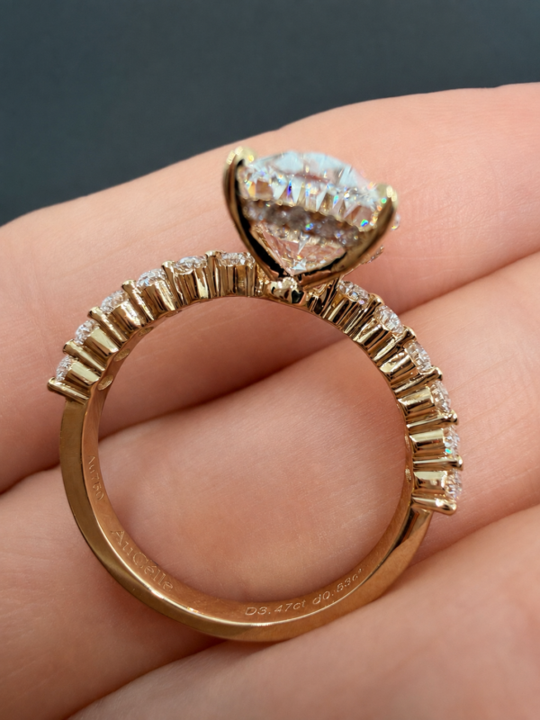 oval-3.5-carat-diamond-ring-with-oval-pave-band