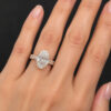 oval-diamond-with-pave