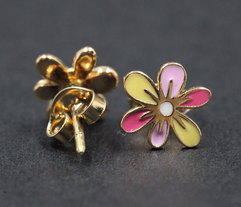 18K-Gold-Enamel-Flower-Earrings-04