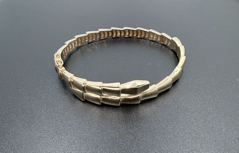 18k-gold-snake-serpentine-bangle-06