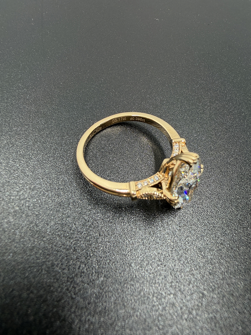 moval-engagement-ring-3ct-03
