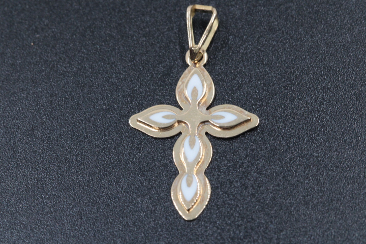 18k-gold-cross-pendant