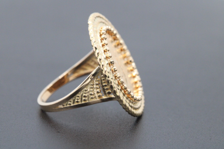 18k-ring-with-21k-quarter-coin-rope-012