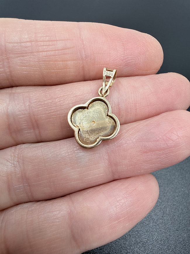 flower-18k-gold-pendant-06