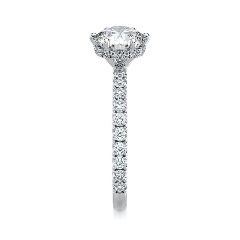 round-diamond-ring-under-halo-and-pave-band-03